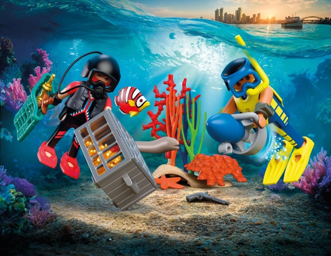 Action-packed underwater chase with a scooter