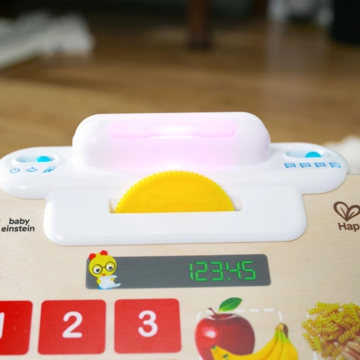 Leren van getallen en etenswaren in 4 talen