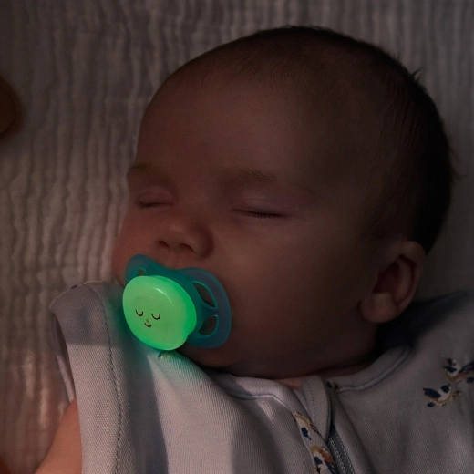 Glow-in-the-dark button for peaceful nights