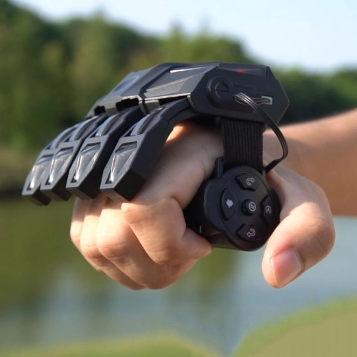 Gesture control for intuitive driving