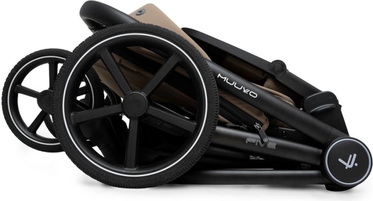 Easy one-hand folding and compact dimensions