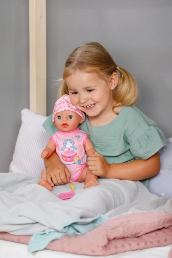 Easy to hold for little hands