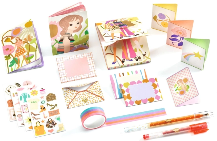 Rijke uitrusting voor schrijven en versieren