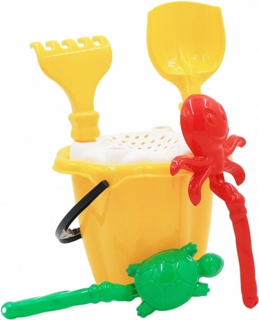 Sea-animal molds for more fun