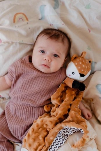 Gentle rattle for sensory development