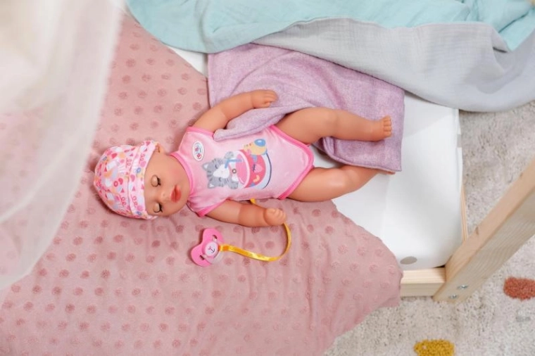 Magical eyes with or without the pacifier