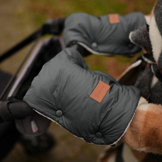 Fixation universelle sur la plupart des poussettes