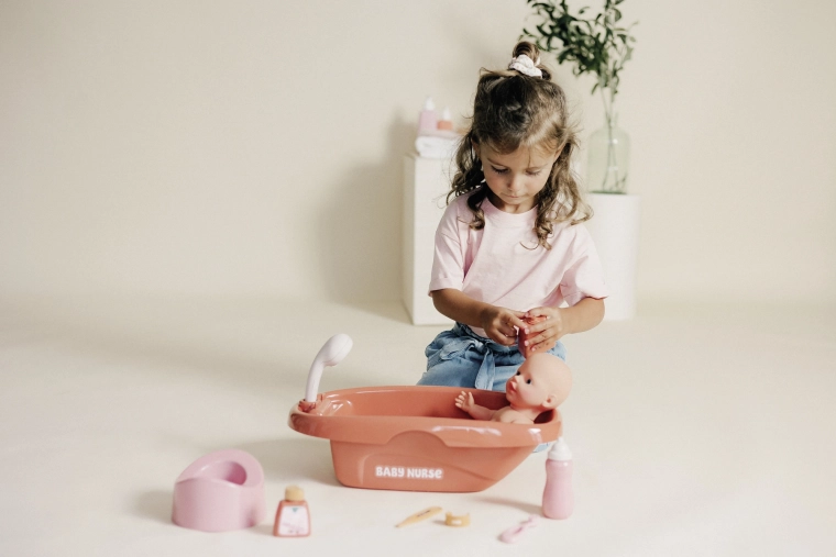 Realistic bathing with a shower