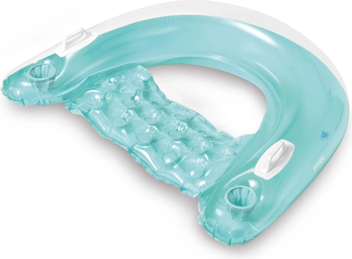 Comfortable backrest and soft seat