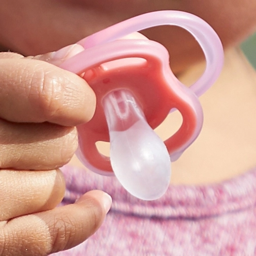 Orthodontischer Silikonsauger ohne BPA