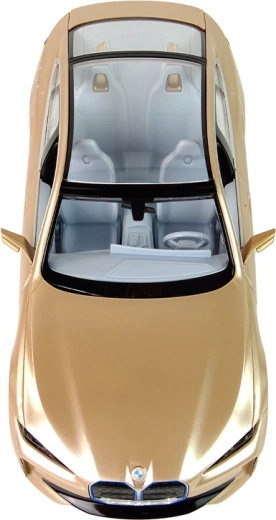 Design réaliste et finition dorée