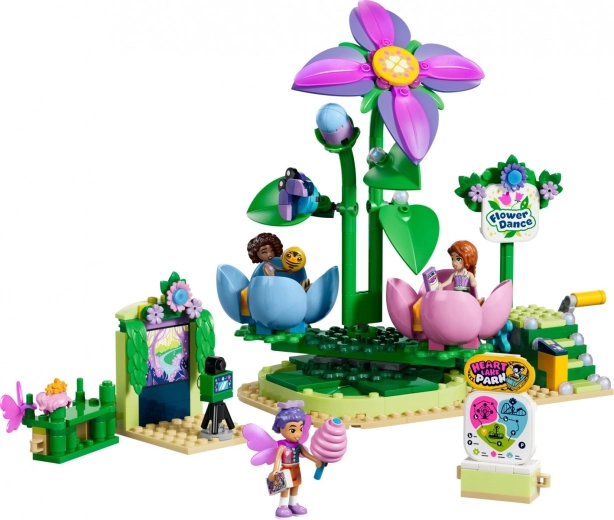 Spinning flower ride with cups