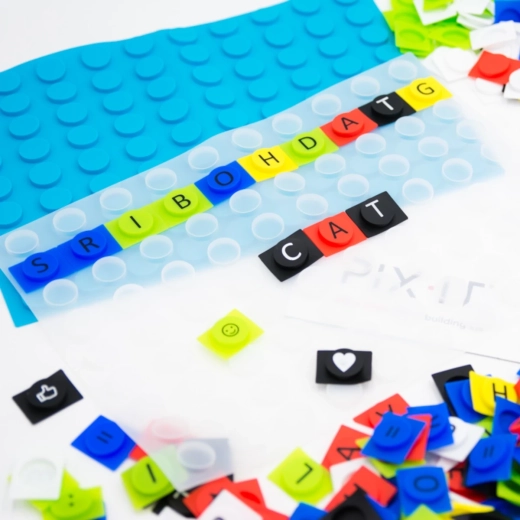 Twee grote matten voor verschillende niveaus van werk