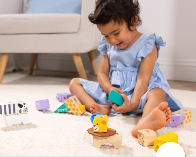 Grote houten delen voor kleine handjes