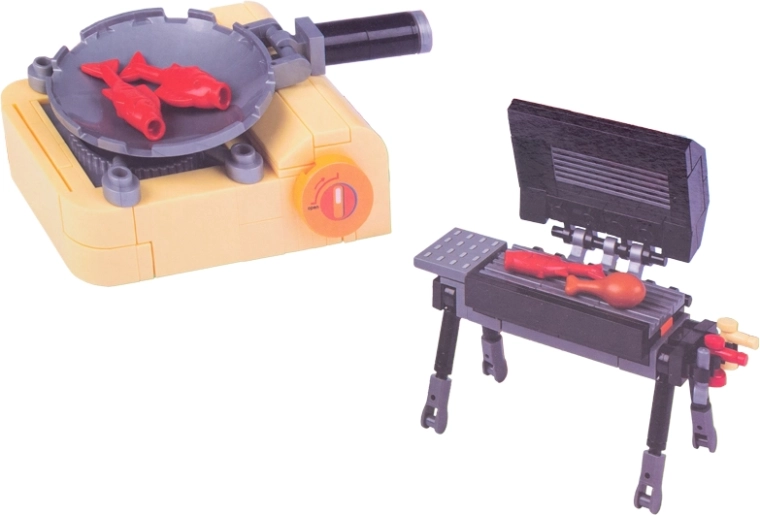 Mini accessories for realistic household scenes
