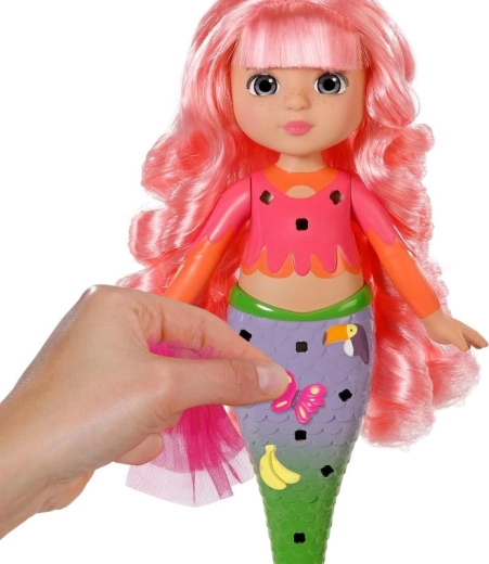 Magical UV hair effect