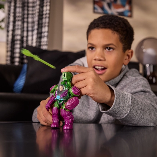 Figurine articulée pour des poses dynamiques