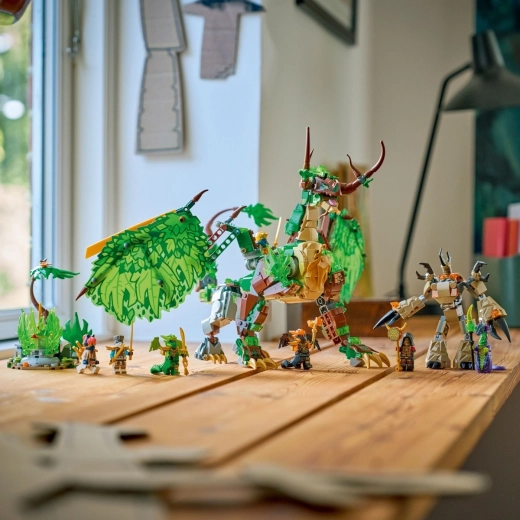 Zusätzliche Spielelemente: Baum mit Geheimwaffe und Roboteranzug
