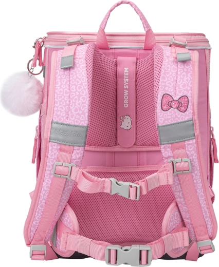 Grows with your child thanks to the sliding back system