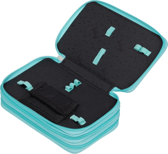 Quality YKK zippers and reinforced spine