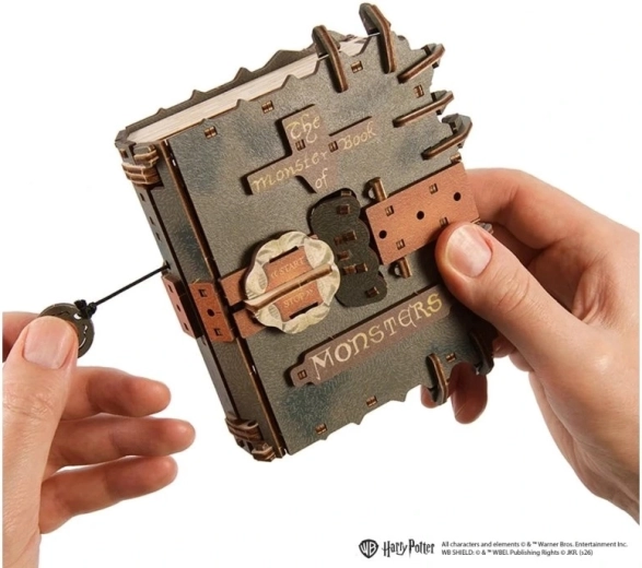 Mechanical motion with pull string