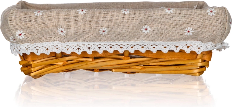 Sturdy wicker construction for everyday use