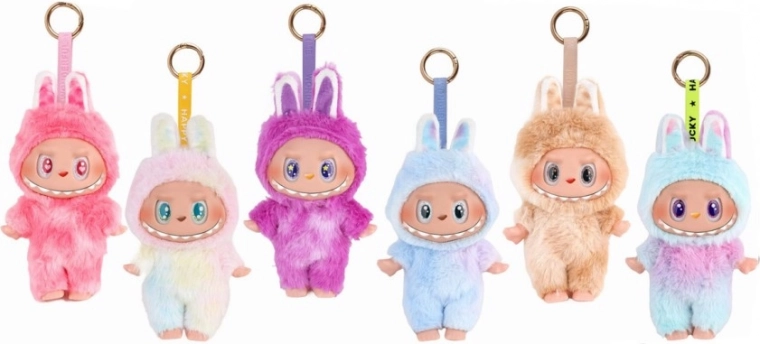 Poupée en peluche 19 cm avec mélodie
