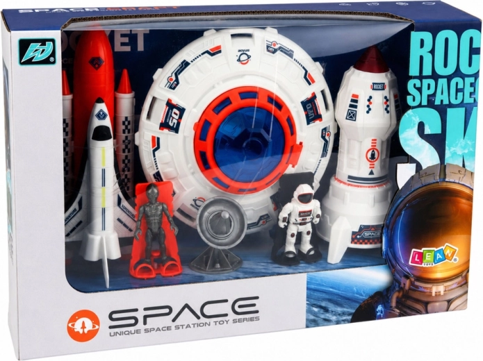Base spatiale avec équipage et communication