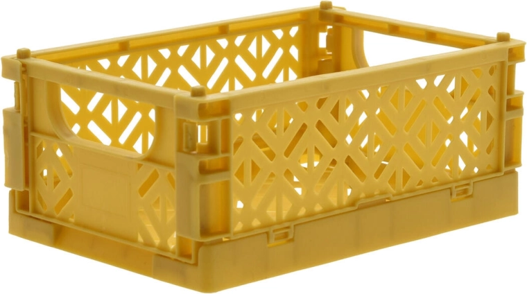 Ventilated sides for visibility and airflow