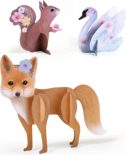 Décorations en bois avec animaux à exposer