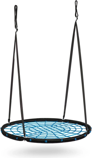 Stevige stalen constructie met comfortabel vlechtwerk