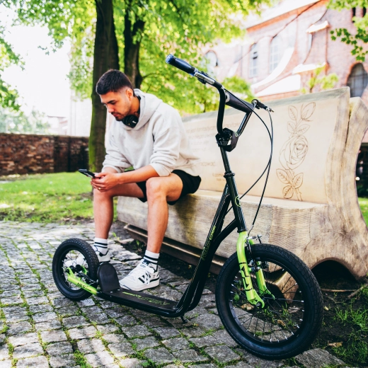 Freins V-brake sûrs et plateforme large