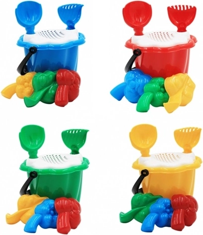 Mini sand set with sieve and fruit molds
