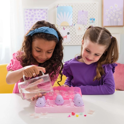 Waterspel en verrassingen onthullen