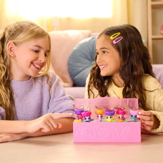 Carry case for play, display, and storage