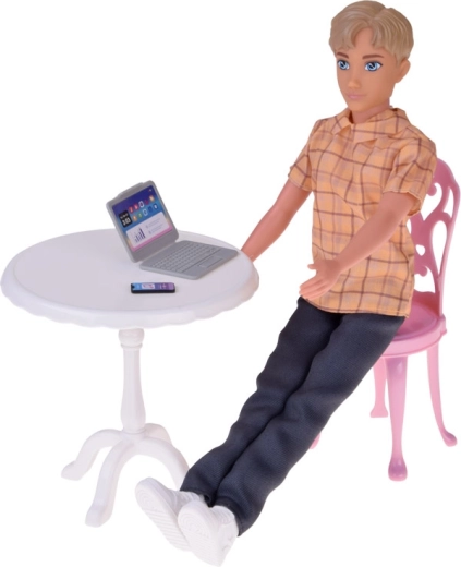 Werk en vrije tijd: laptops, telefoon en step