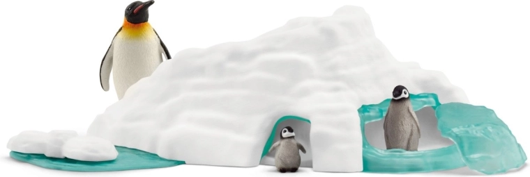 Realistic Schleich figures