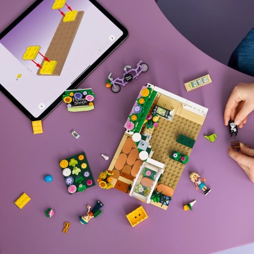 3D building with the LEGO Builder app