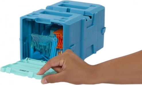 Interactive opening and smart storage