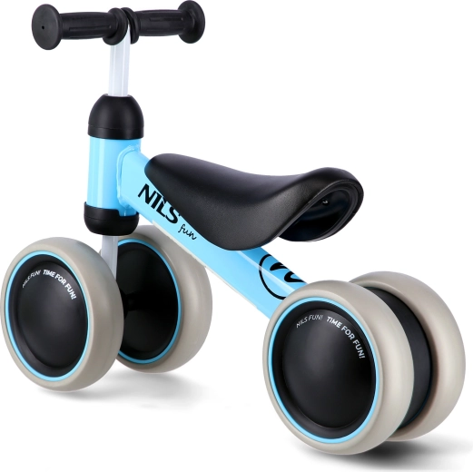 Four wide wheels for maximum stability