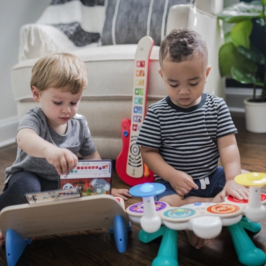 Play together thanks to wireless connection