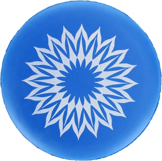 Lightweight disc for easy throwing