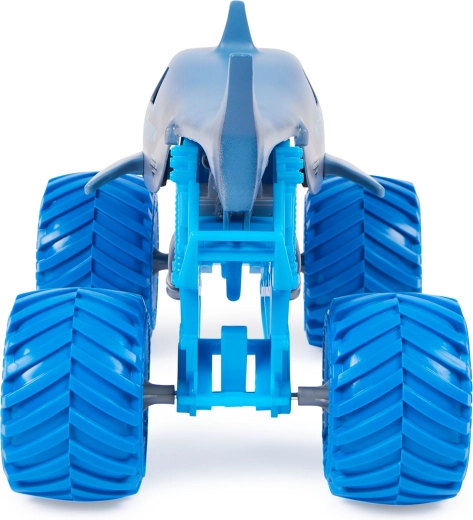 Large rubber tires for unlimited driving