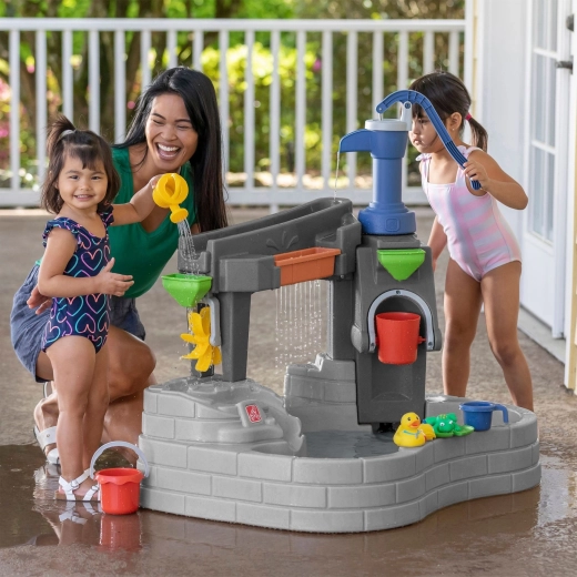 Large water table for shared play