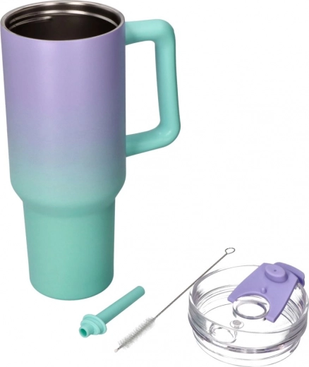 Komfortables Trinken über den Strohhalm