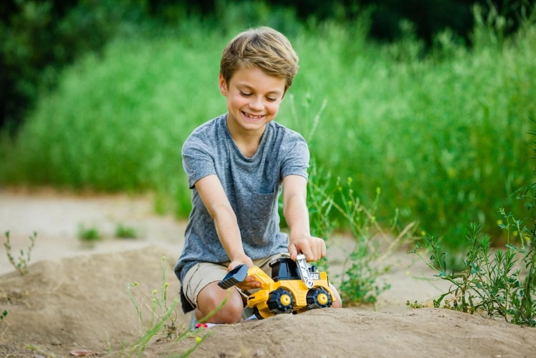 A great buddy for the sandbox and outdoor adventures