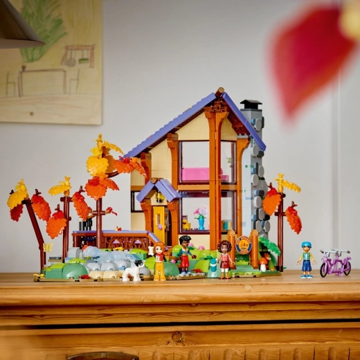 Personnages, animaux et accessoires pour inventer des histoires