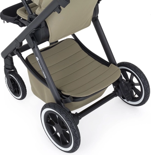 Air-filled wheels, suspension and confident handling
