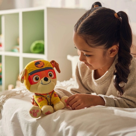 Buddy for imaginative adventures