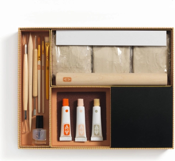 Tout-en-un : outils, pâte et couleurs